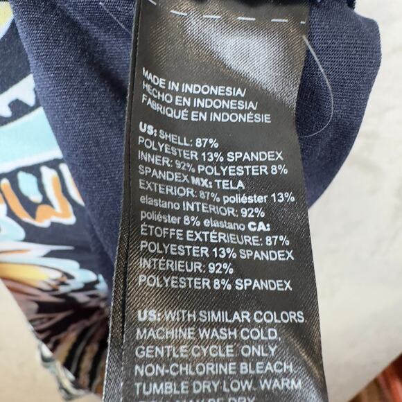 Chico's Zenergy Neema Side Pocket Skort Size 2.5 (Size L) Navy Blue Floral - Picture 6 of 11